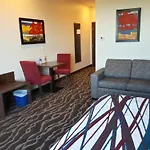 Encore Suites By Service Plus Inns