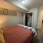 Park View Paradise - Big, Bright, Modern, Fully Stocked