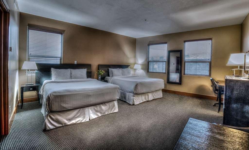 Podollan & - Grande Prairie