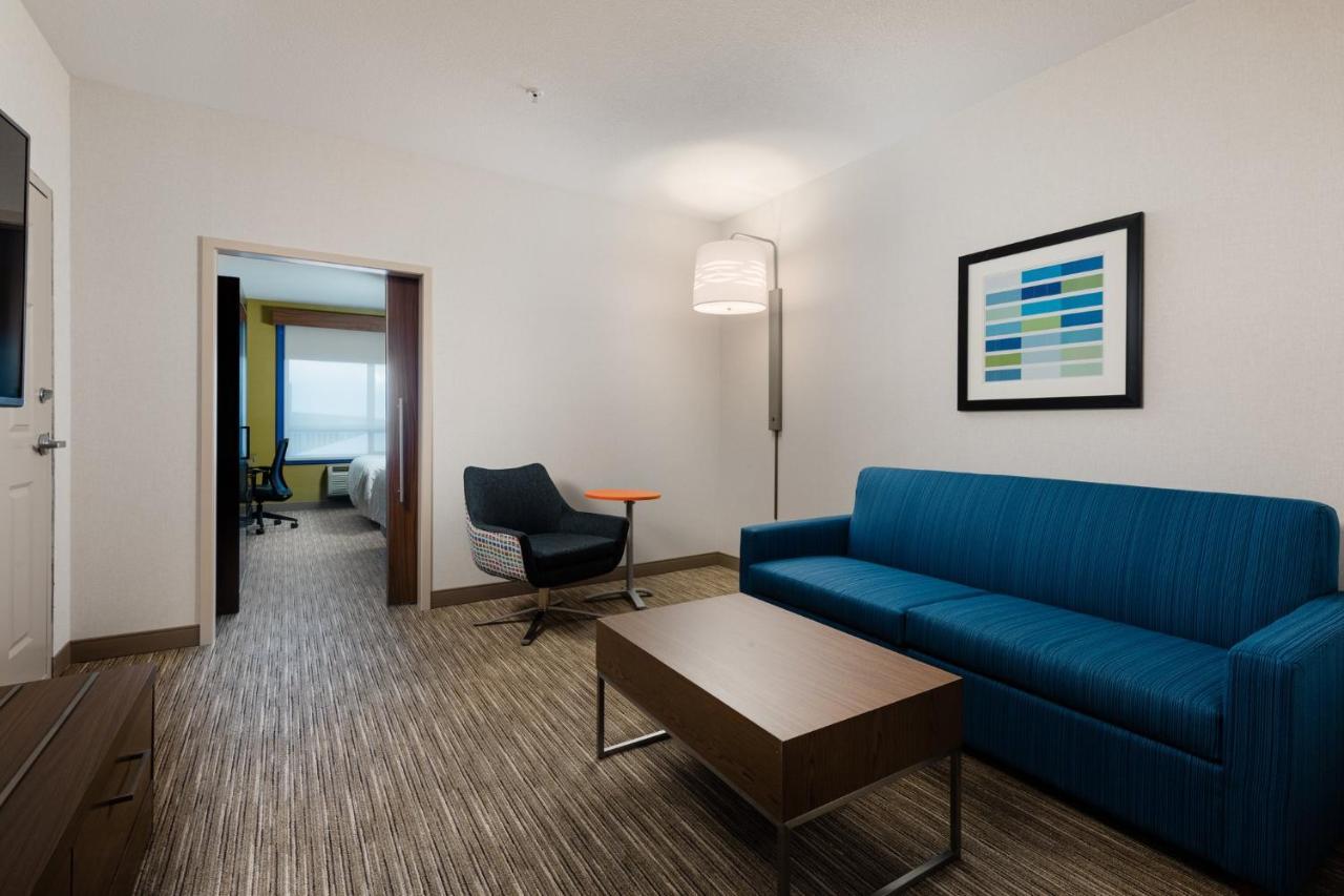 Express By Ihg Hotel 2*