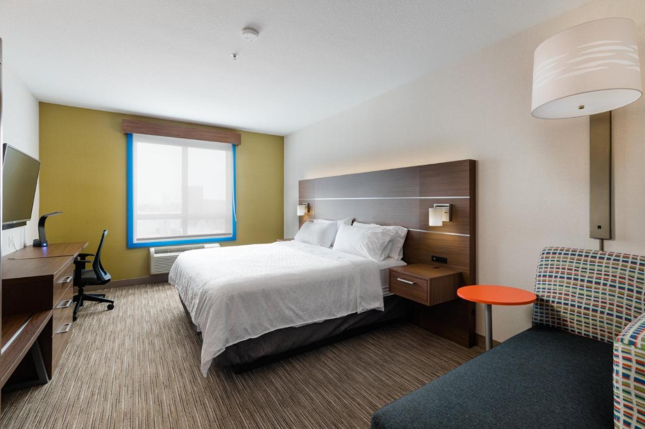 Hotel Express By Ihg Grande Prairie