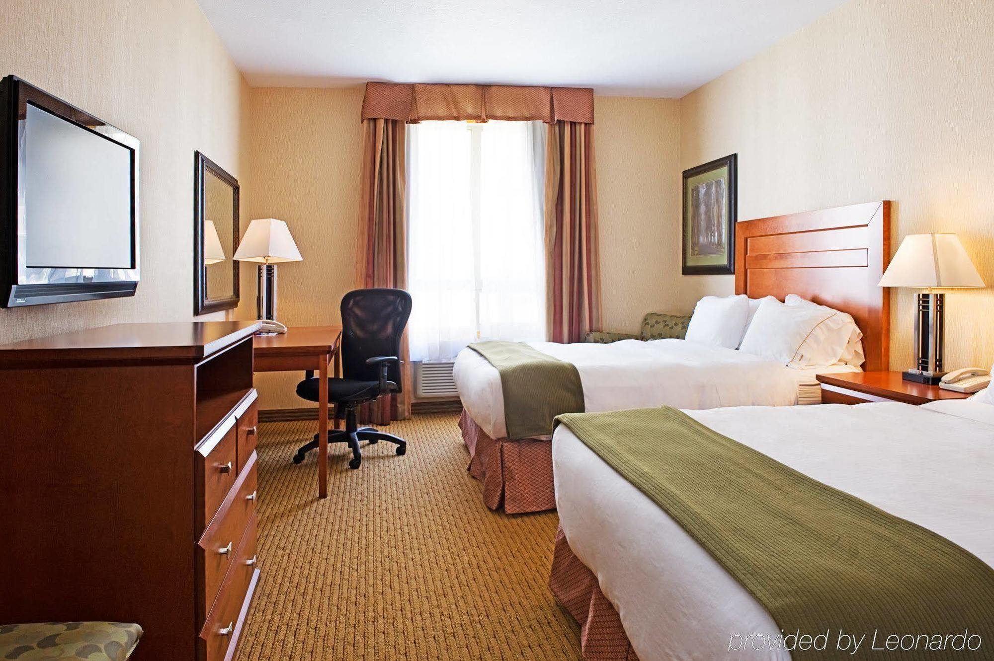 Express By Ihg Hotel Grande Prairie