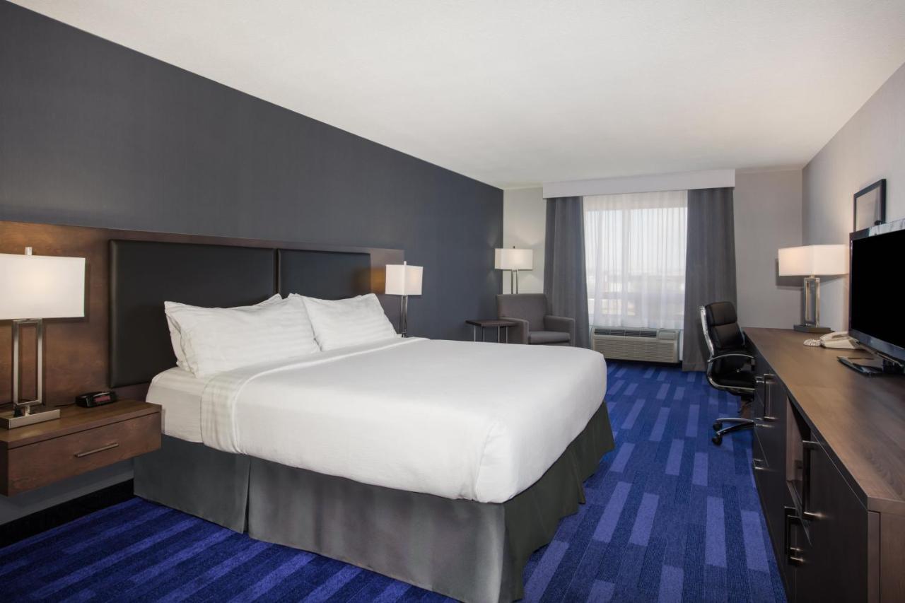 Hotel & By Ihg 3*
