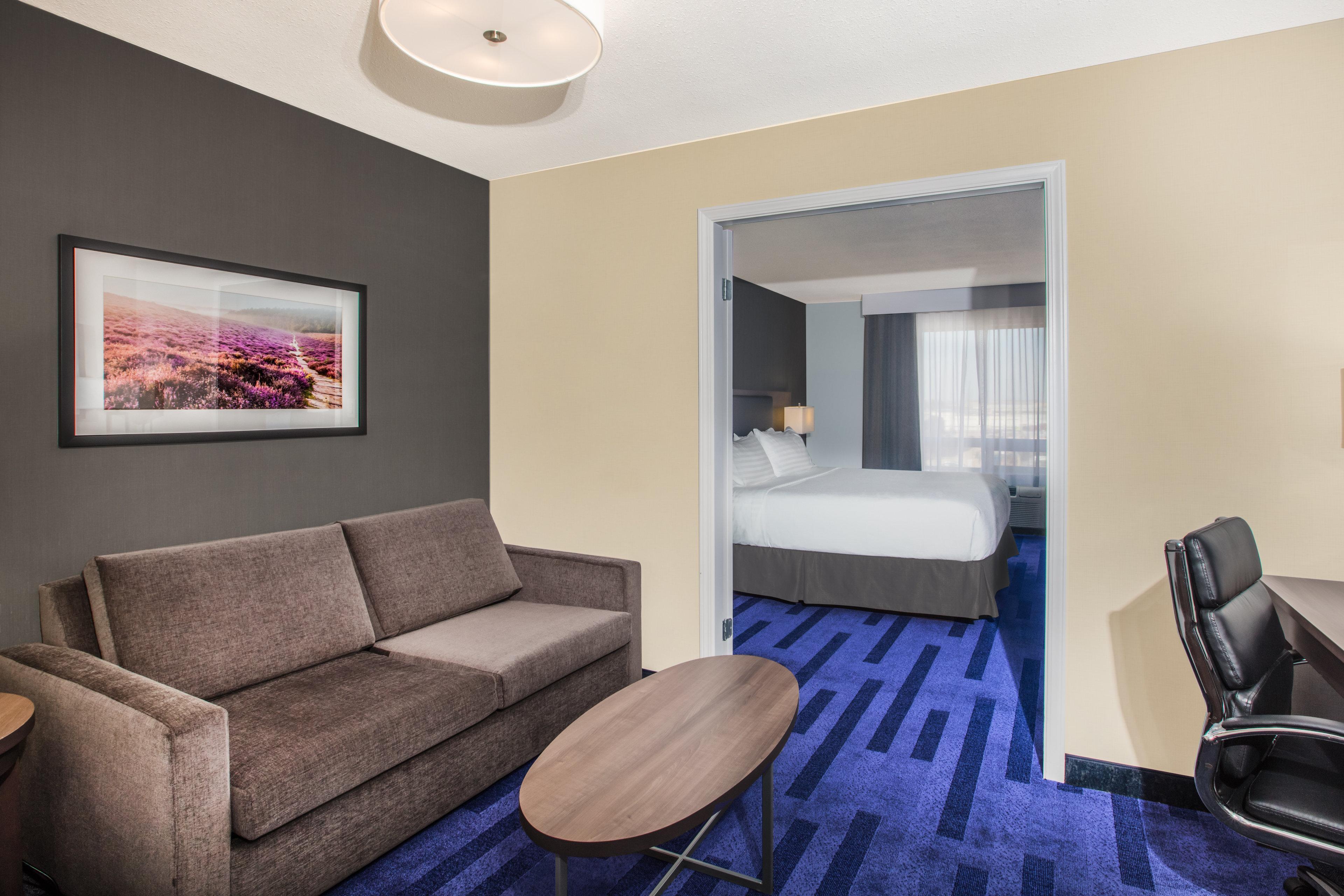 Hotel & By Ihg Grande Prairie