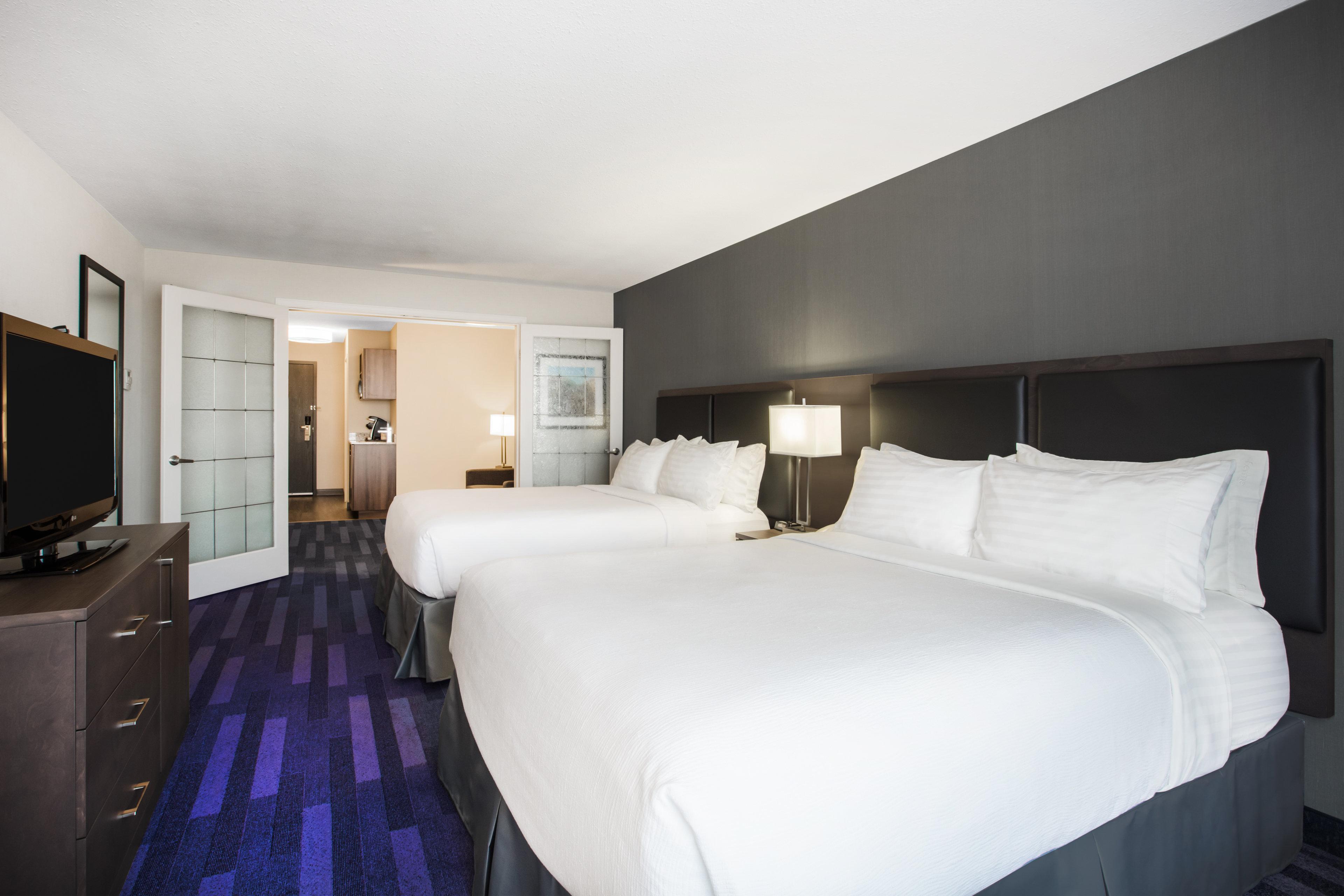 & By Ihg 3* Grande Prairie