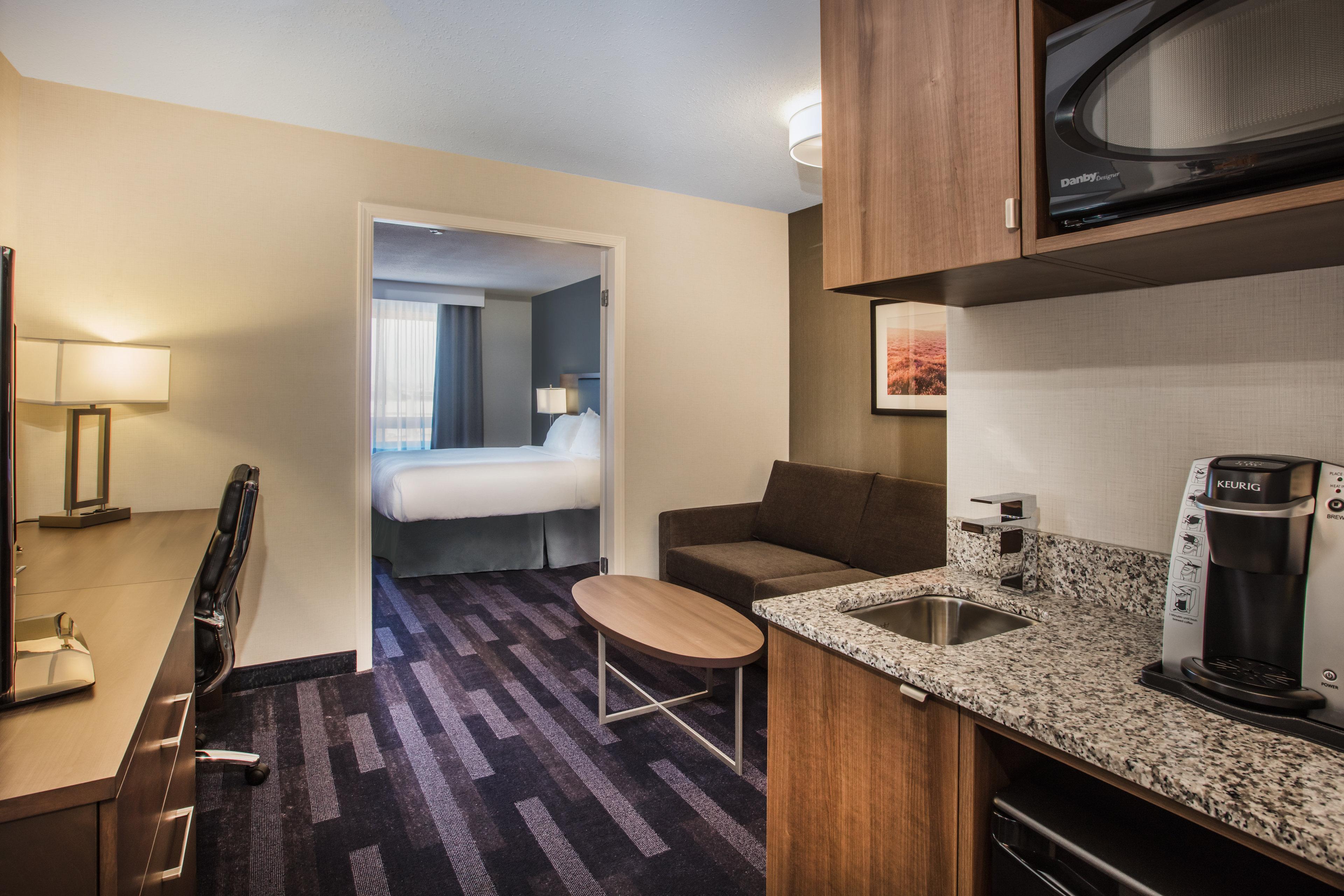 Hotel & By Ihg Grande Prairie