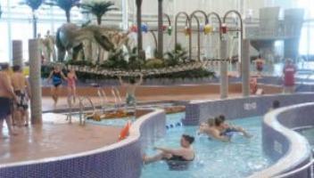 & By Ihg 3* Grande Prairie